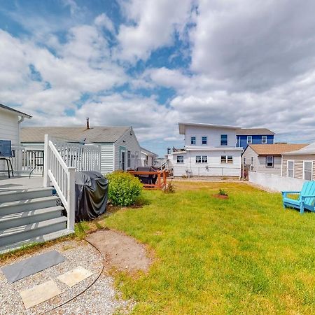 Fun And Sun Villa Hampton Exterior photo