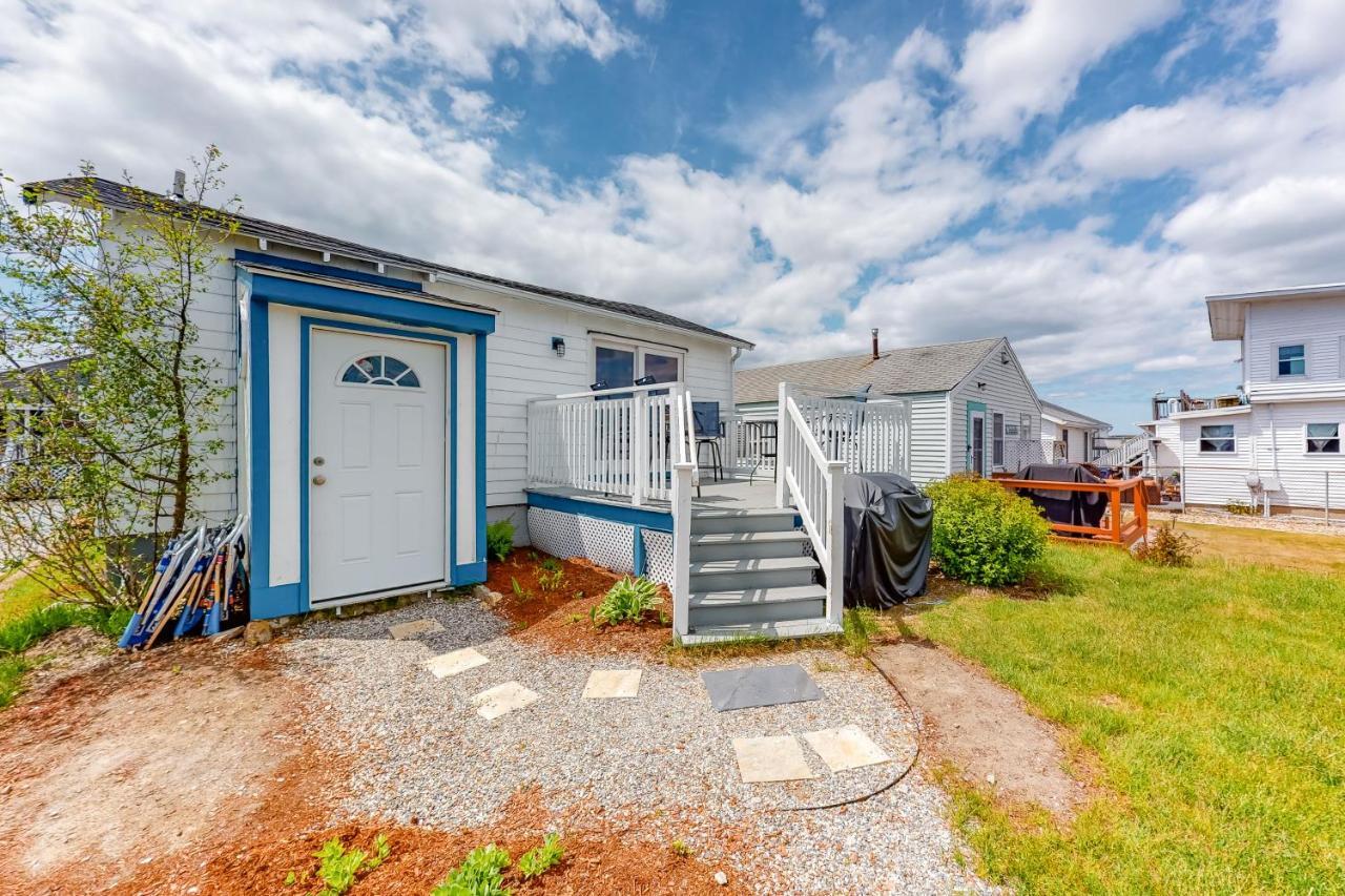 Fun And Sun Villa Hampton Exterior photo